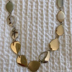 Necklace gold and silver